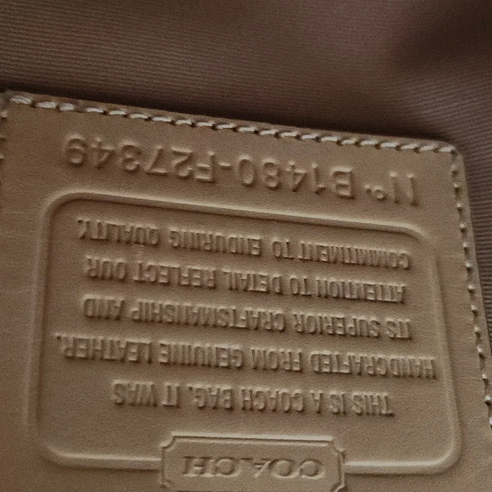Coach hot pink tote - Picture 7 of 8